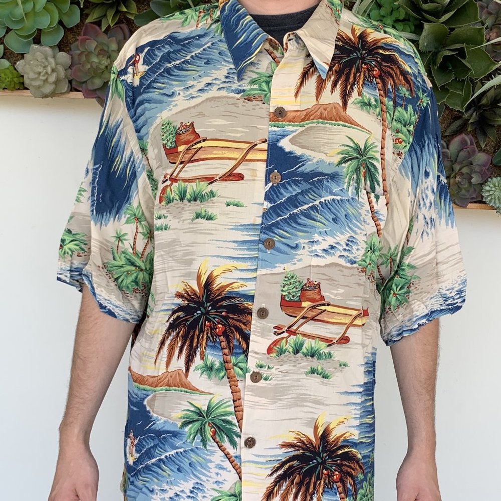 Reyn Spooner Hawaiian Shirt (Christmas)